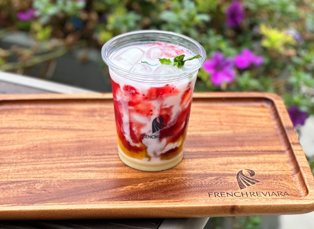 مشروب المانجو والتوت (MANGO RASPBERRY DRINK)