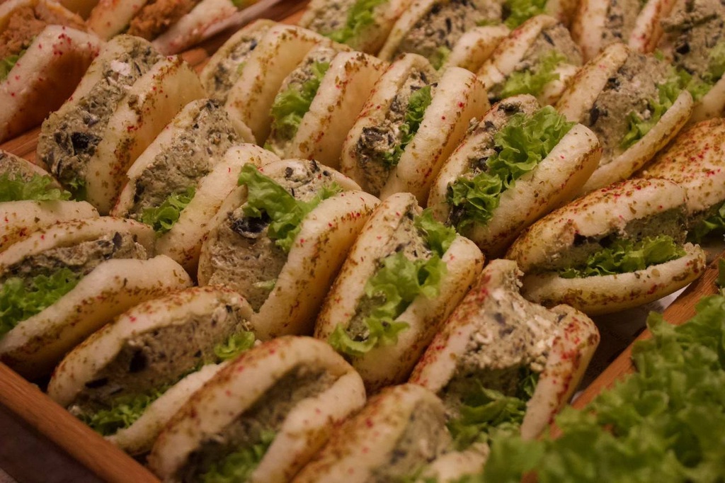 ساندويتش مدور جبن فيتا