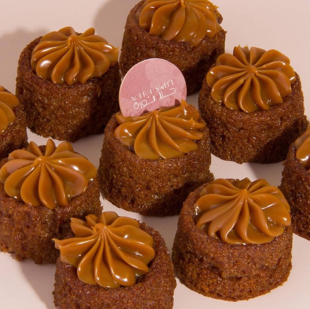 ميني كيك التمر نورة